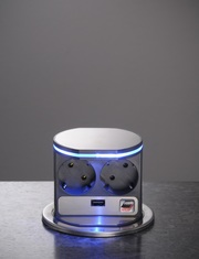 VoltPort Standard выдвижная розетка с LED подсветкой и USB зарядкой